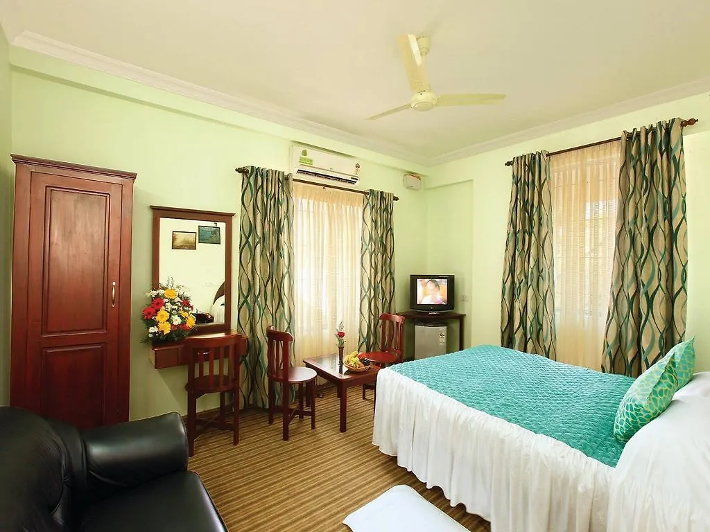 Sm Regency 2*, Kochi Indie